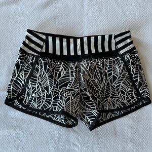 Lululemon Running Athletic Shorts, Size 4, Black and Ivory